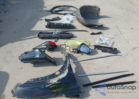 2020 Lexus Nx 300 z USA, uszkodzony, nr VIN JTJGARBZ1L5010701